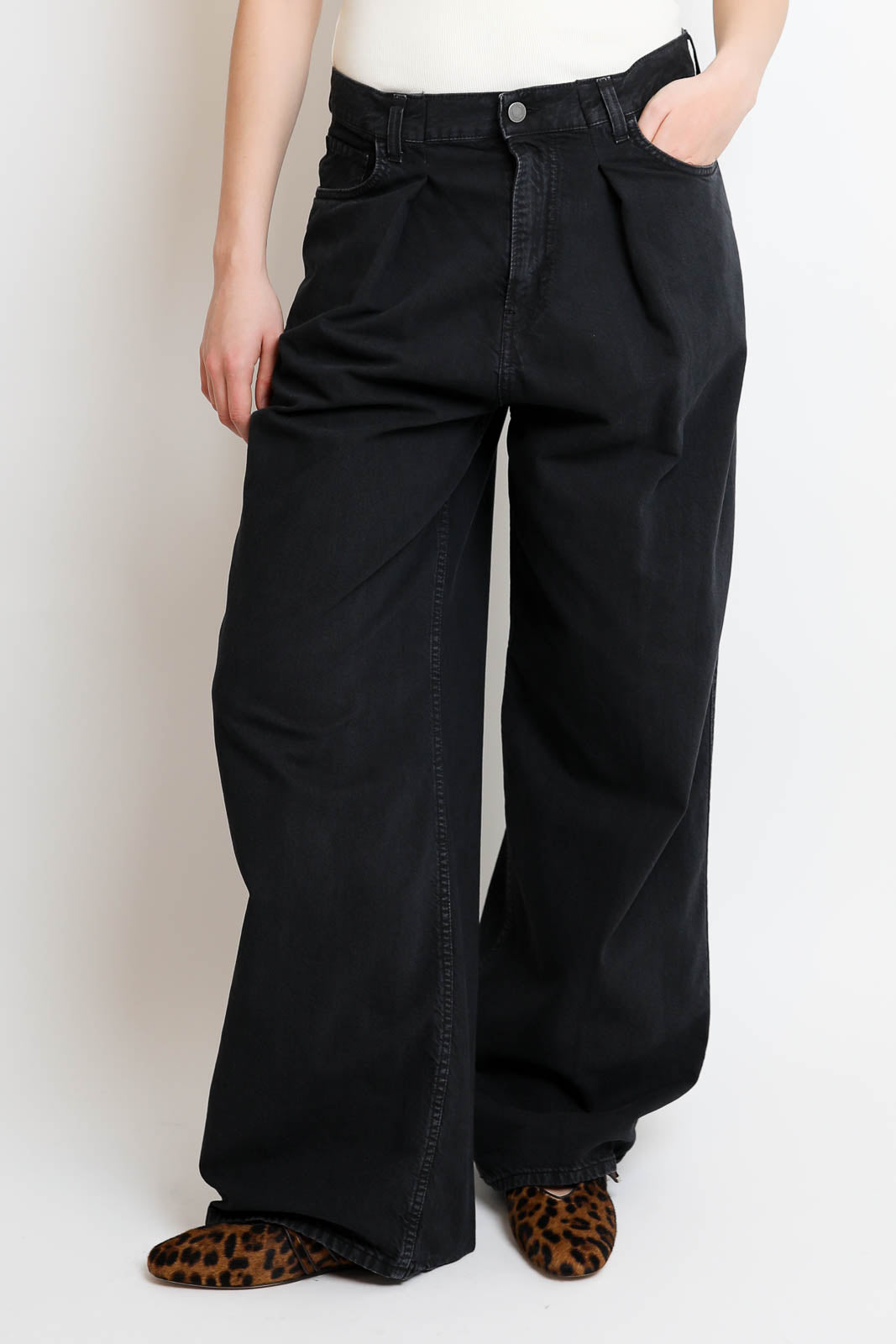 Haikure_Jeans Candy Twill in Carbon