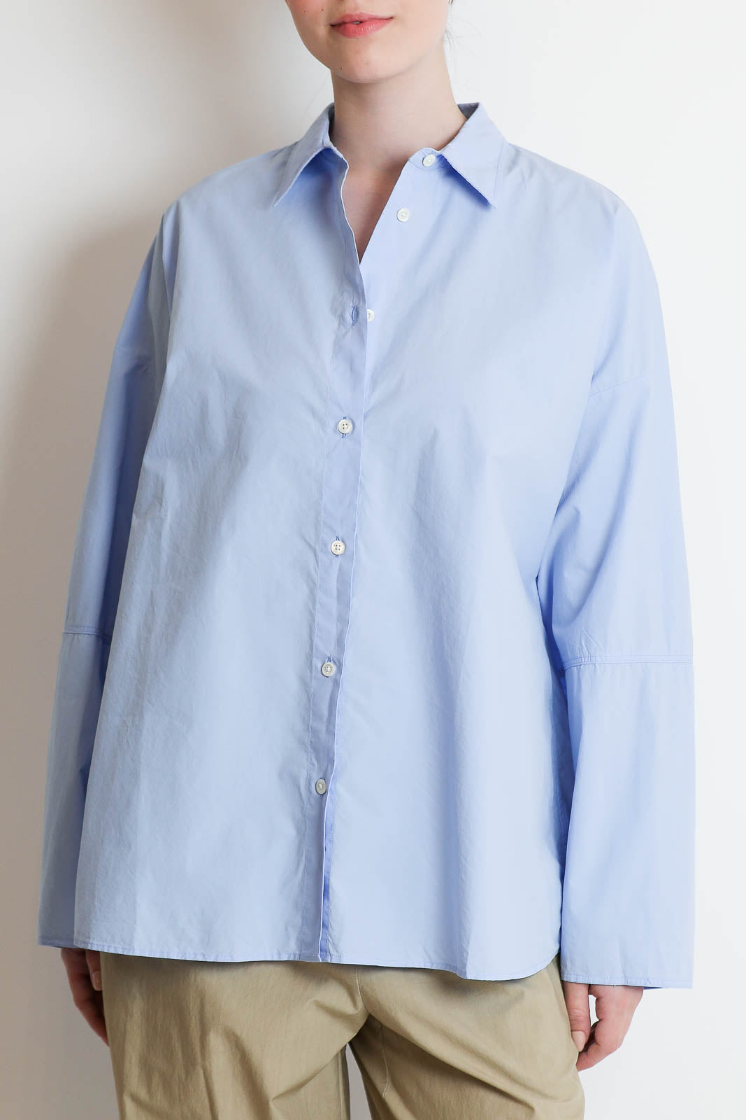 Zenggi, Bluse Popline Wide Sleeve in Sky Blue