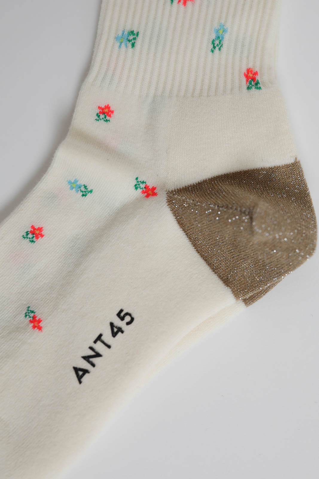 ANT45, Socken Rawson Short in Milk