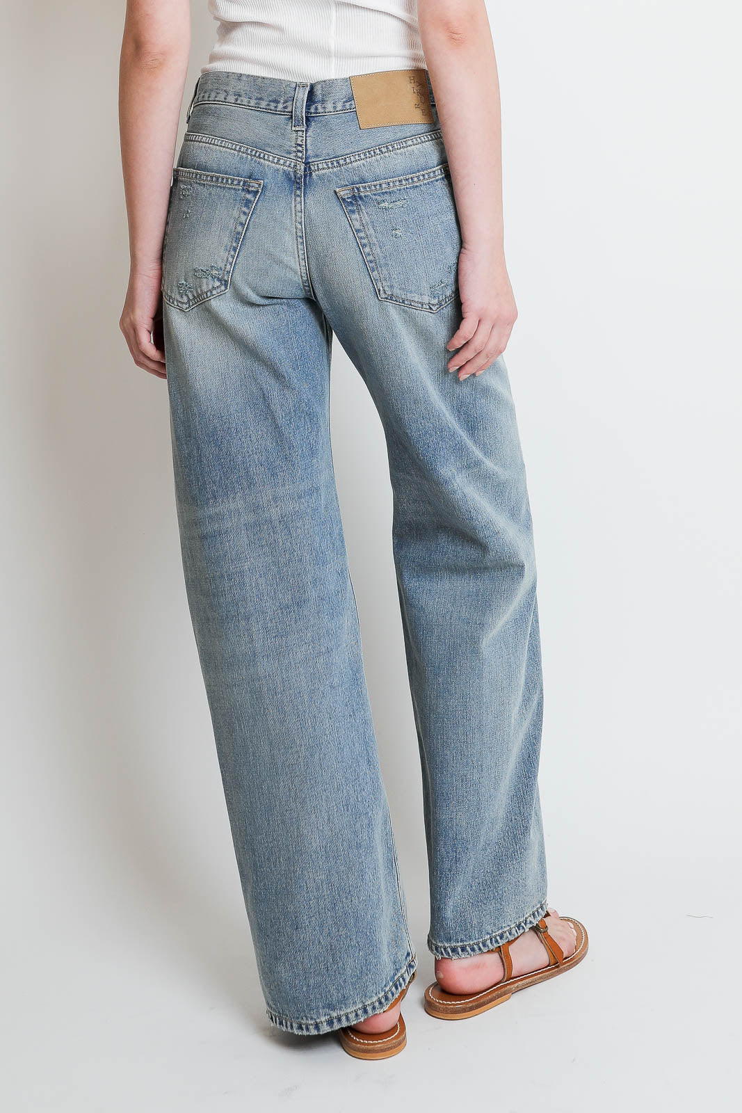 Haikure, Jeans Winny in Broken Celestial