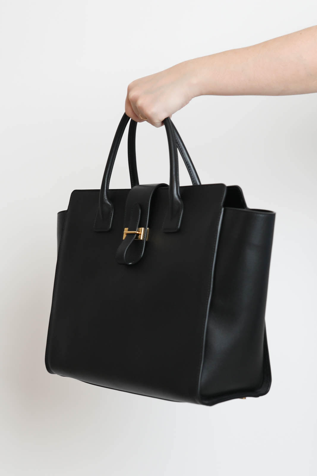 Nili Lotan, Tasche Lou in Schwarz