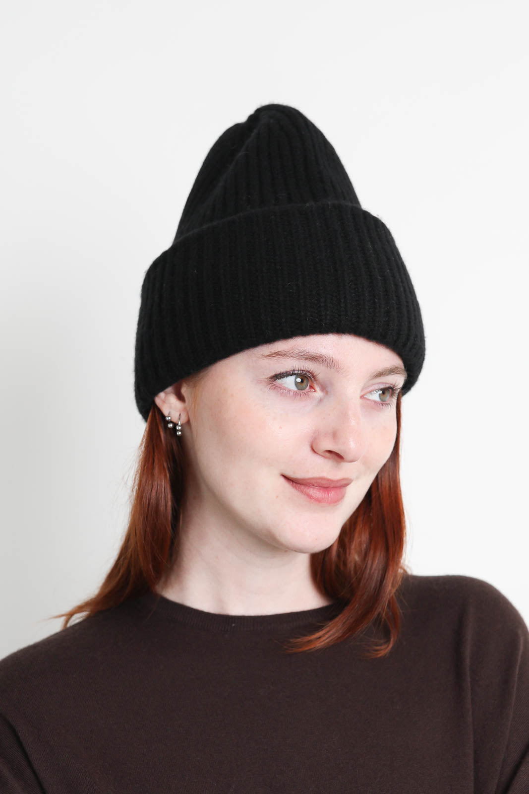 Soft Goat, Mütze Ribbed Beanie in Schwarz