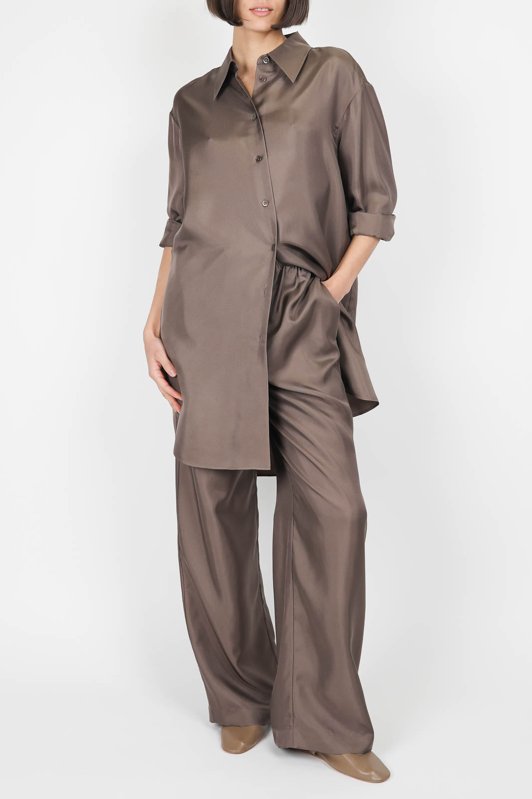 Bluse aus Seide in Taupe
