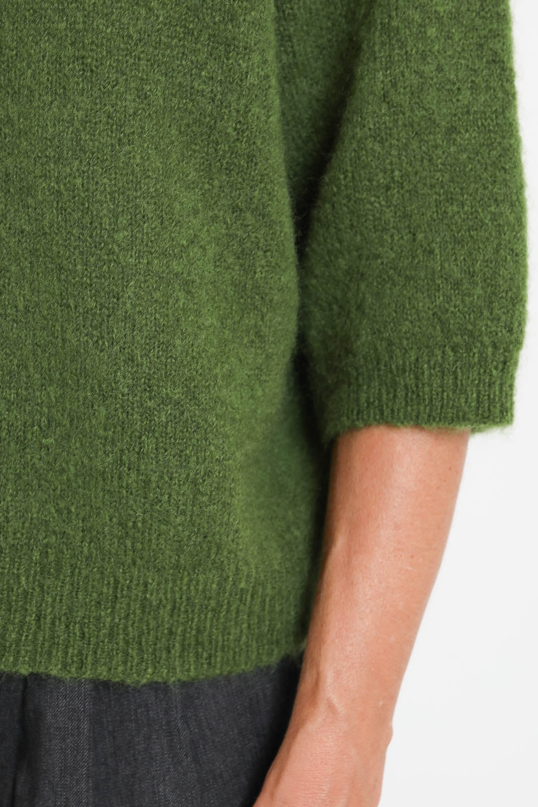 Pomandère, Pullover aus Mohair in Seaweed Green
