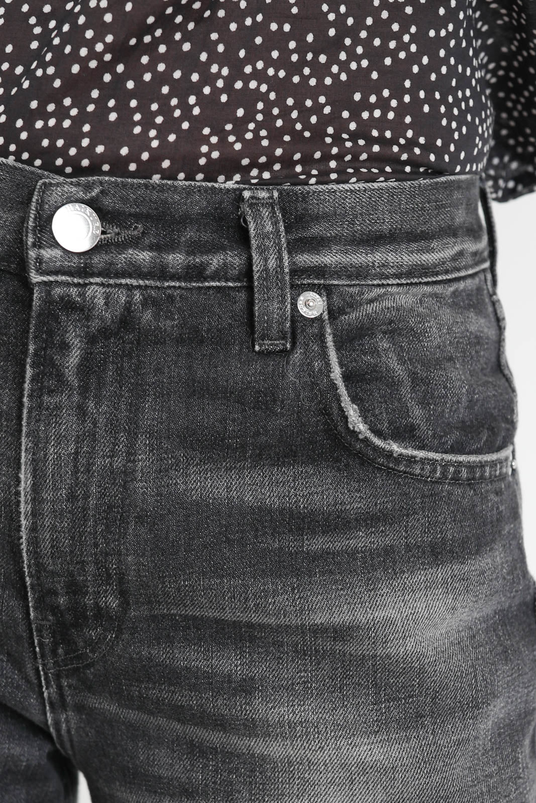 Haikure, Jeans Star in Hedwig Black
