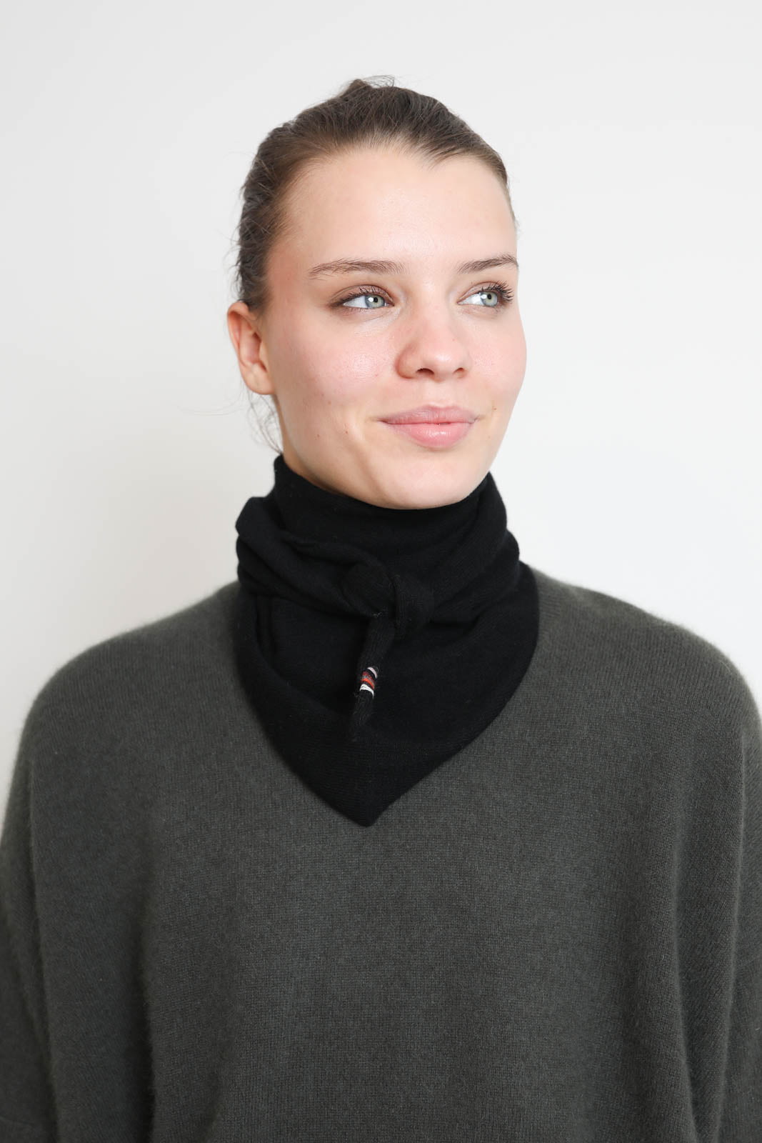 Extreme Cashmere, Schal Bandana in Raven