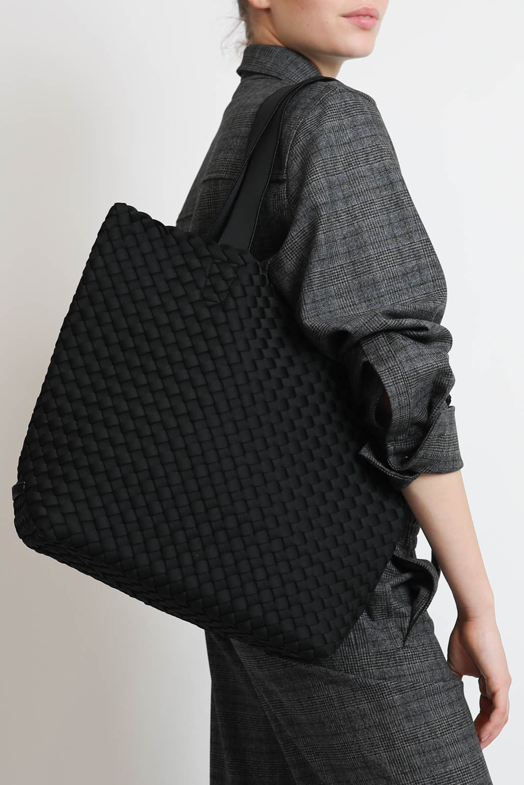 Naghedi, Tasche Como Shopper Tote in Onyx
