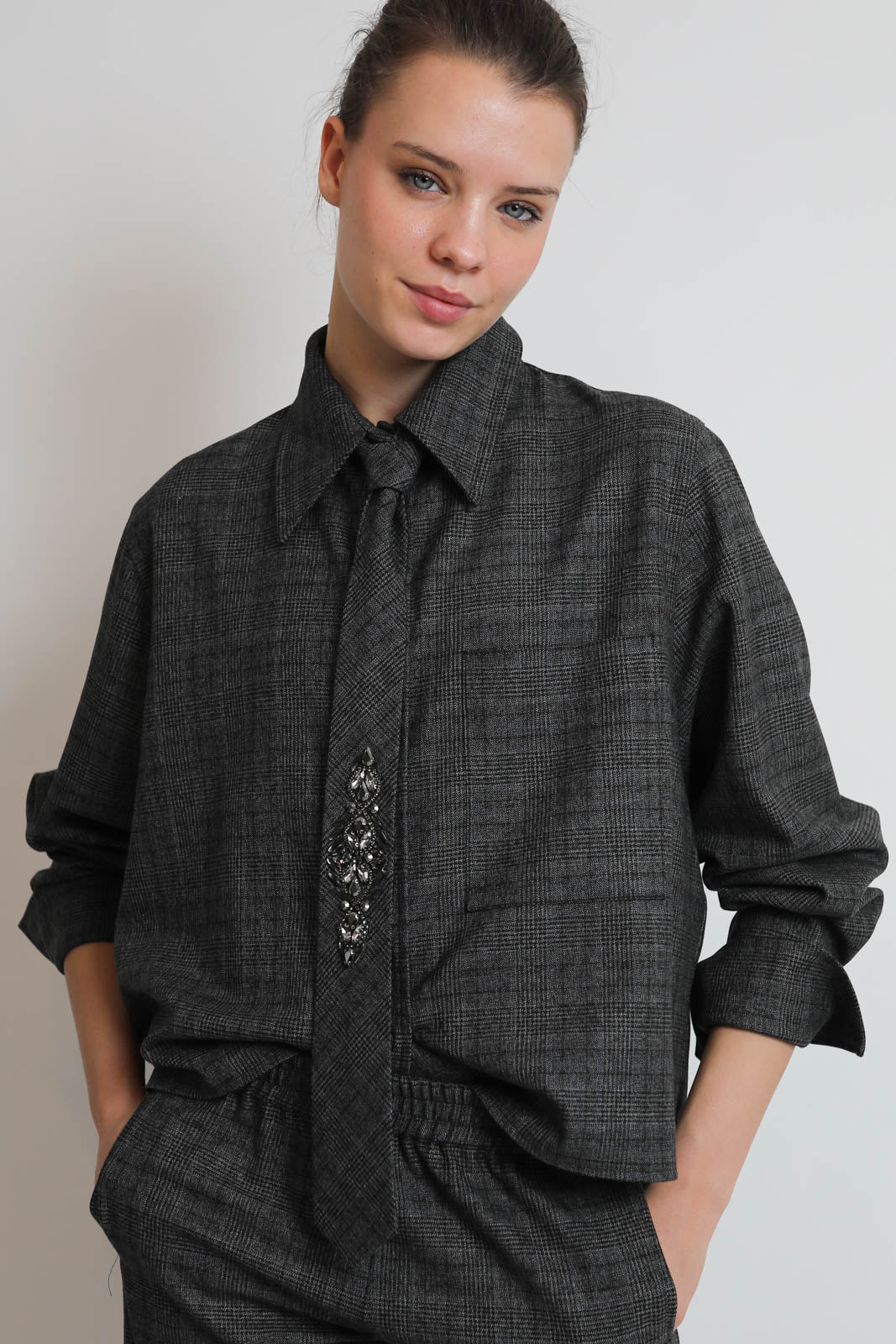 Atelier 1985, Krawatte Karaca in Karo