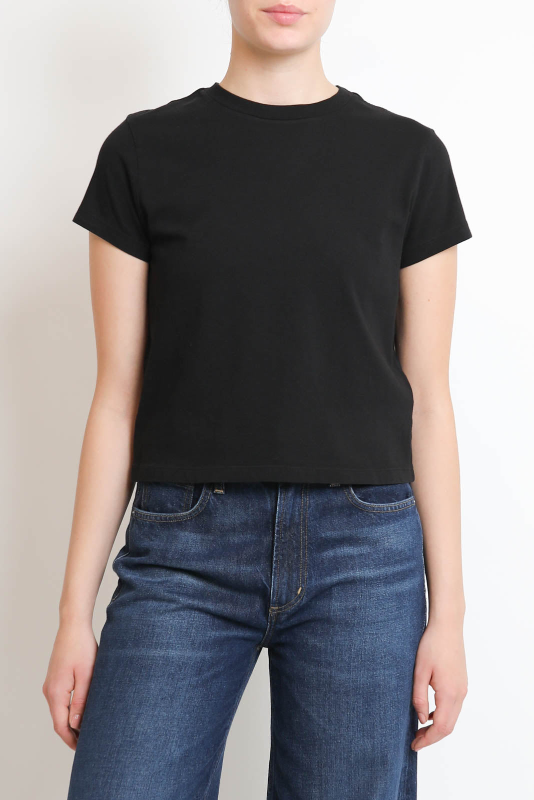 Agolde, T-Shirt Adine Shrunken in Schwarz