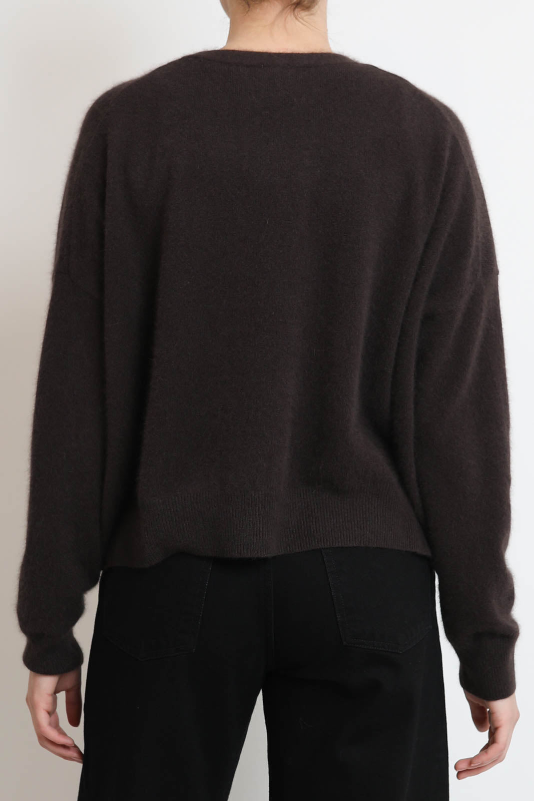 C. T. Plage, Cardigan V-Neck in Braun