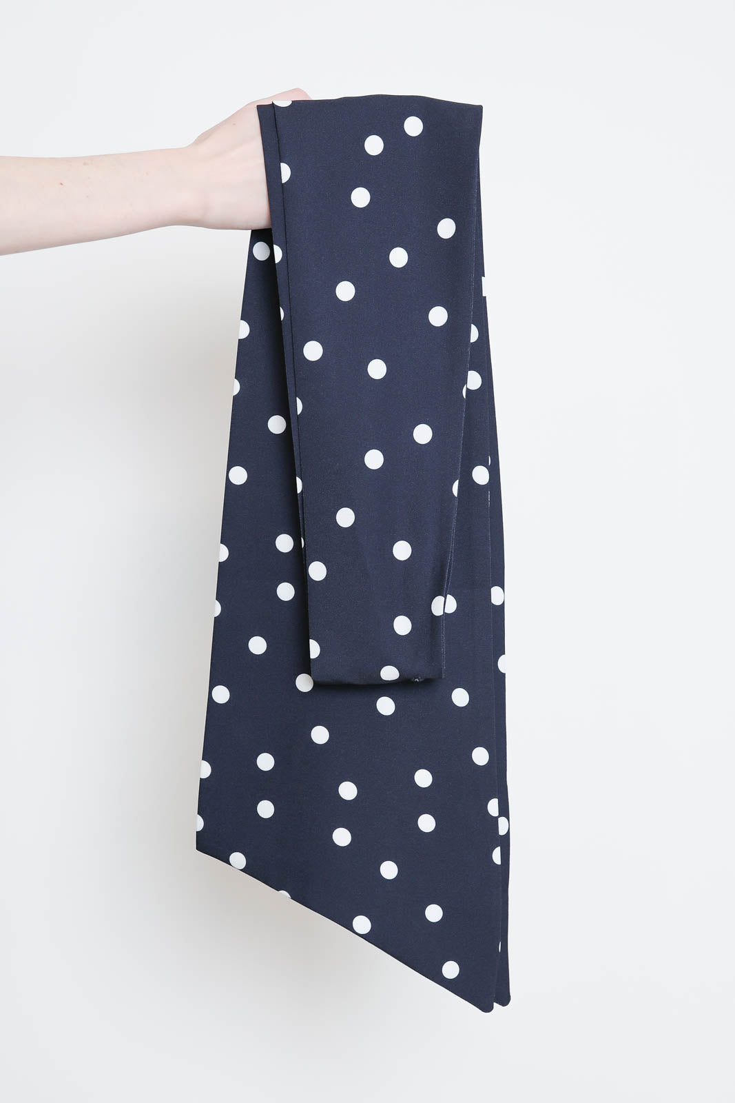 Atelier 1985, Bluse Conny in Tupfen Blau