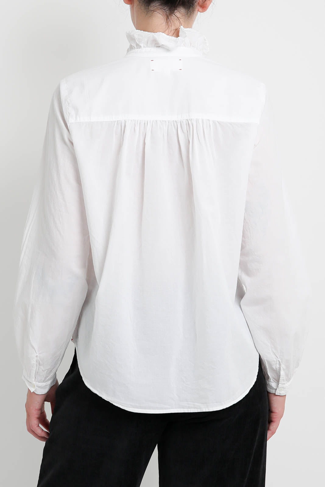 Xirena Bluse Caspian in Weiss