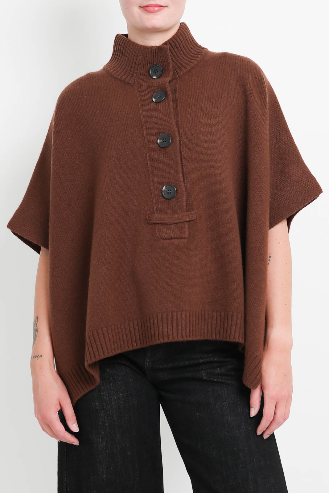Zenggi Pullover/Poncho aus Wolle in Hazel