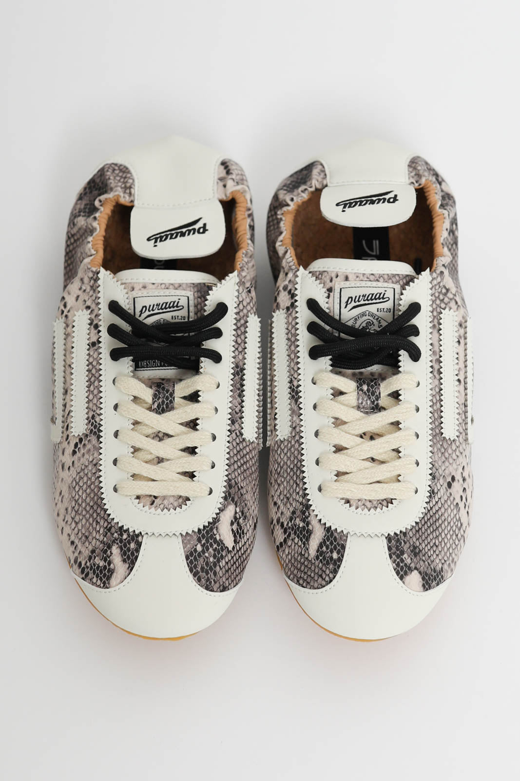 Puraai, Sneakers Lion Dancing in Snake