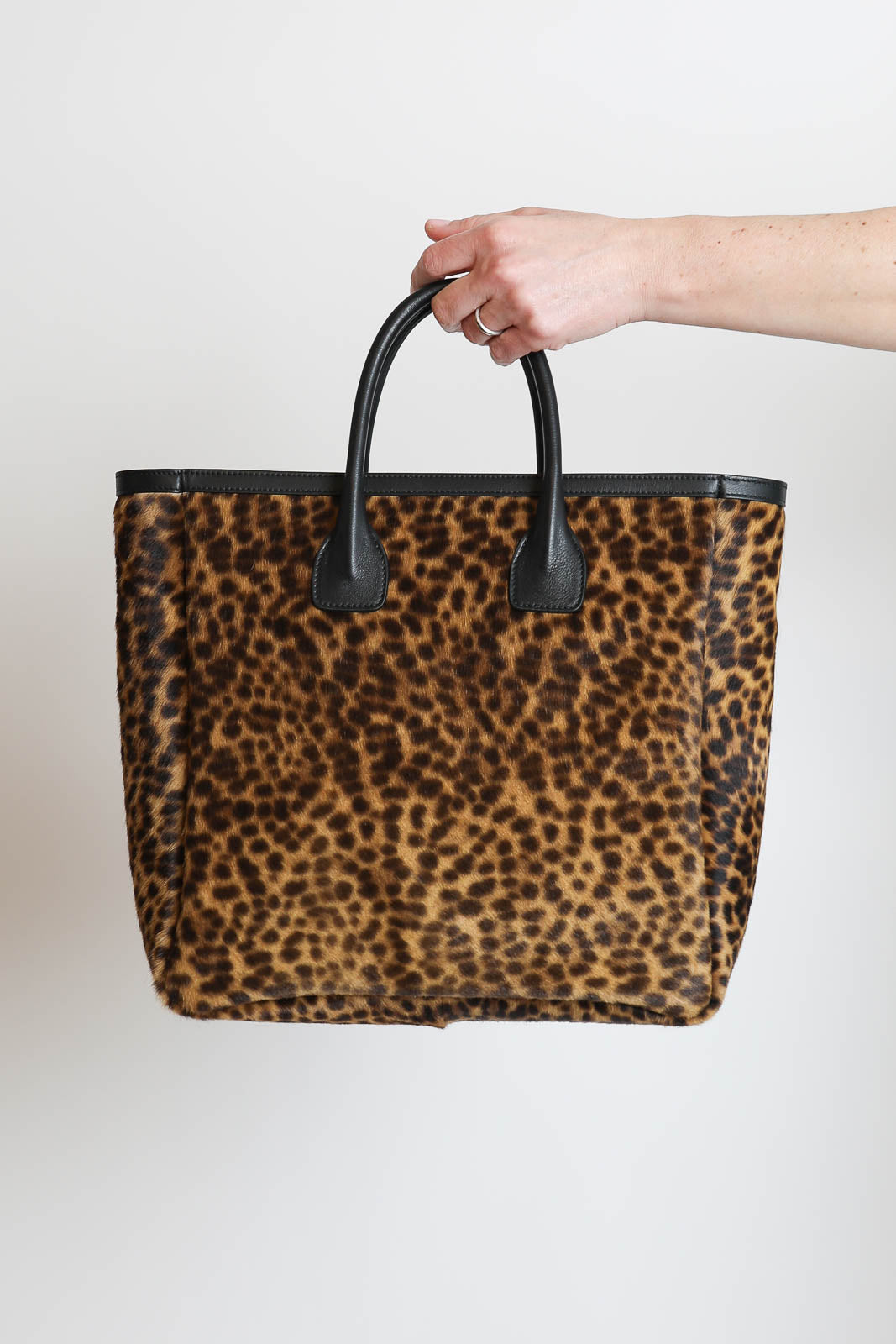 Nili Lotan, Tasche Freddie in Leopard