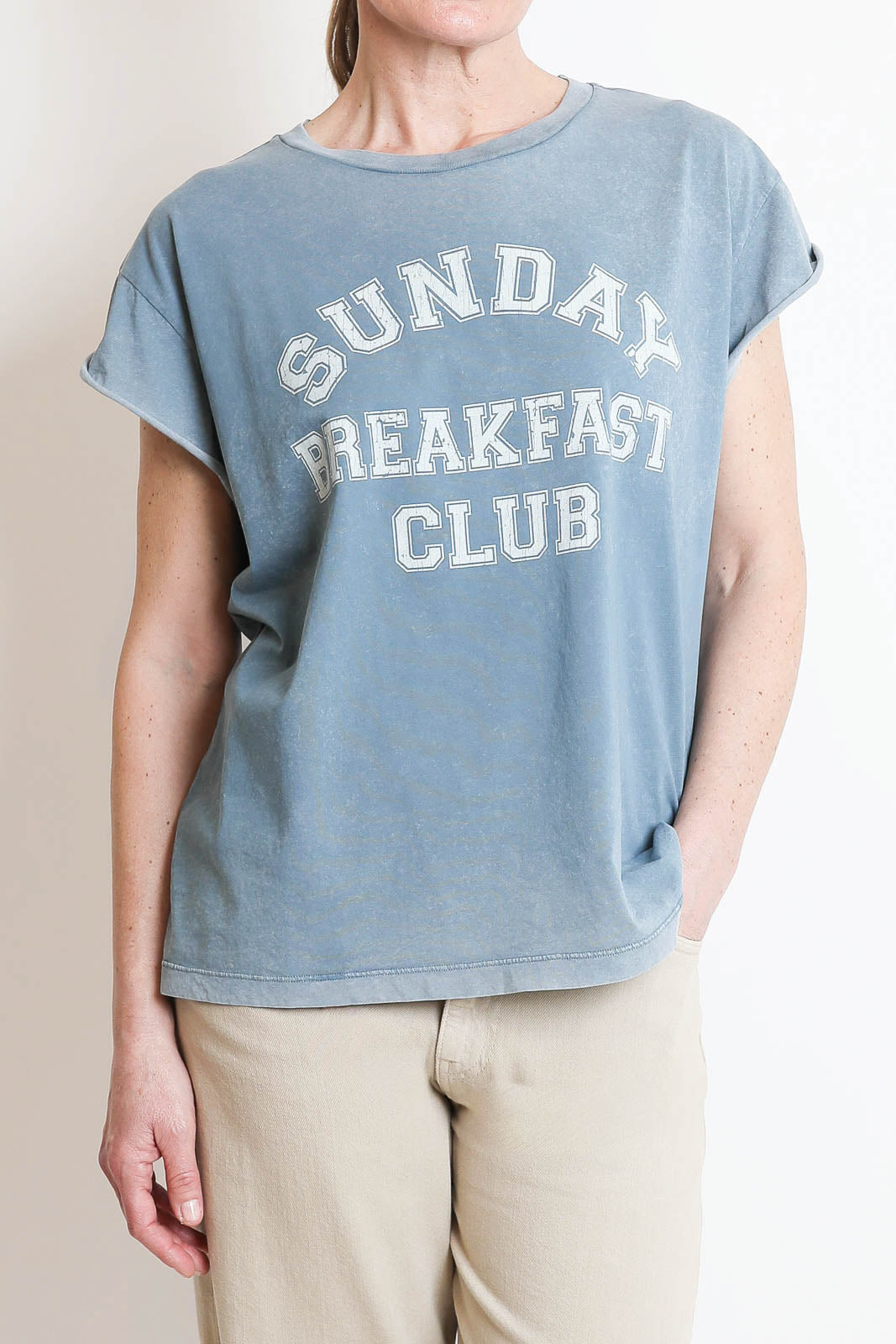 Bowery, T-Shirt Sunday Breakfast Club in Vintage Agean Blue