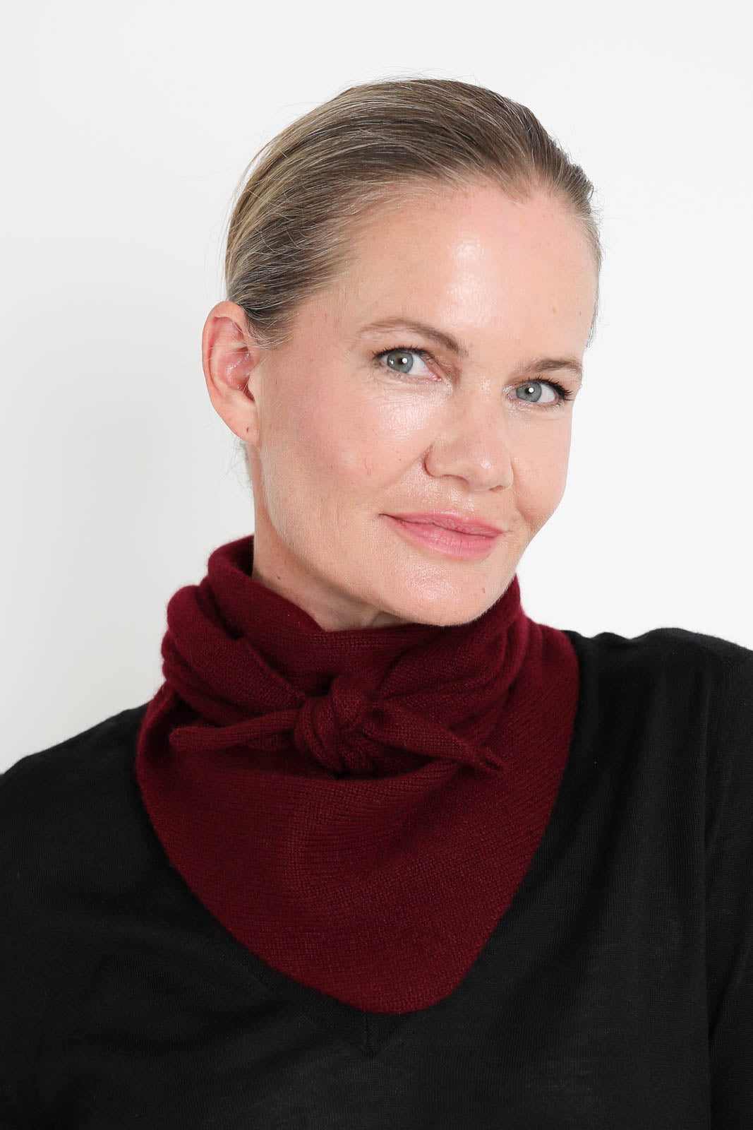 Lisa Yang, Schal Florianne in Deep Plum