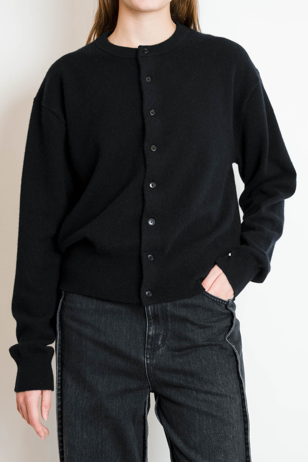 Extreme Cashmere, Cardigan Luce in Raven