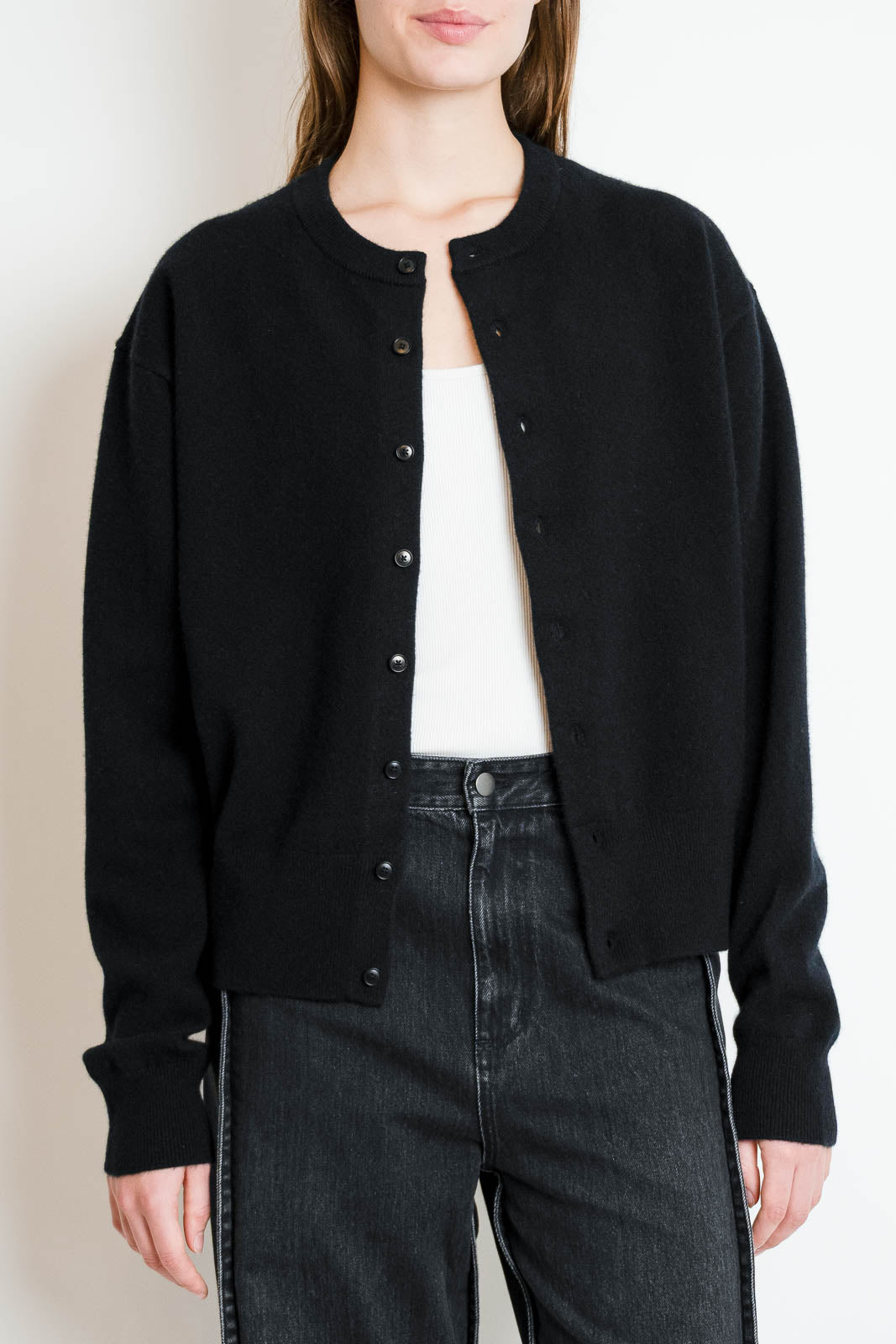 Extreme Cashmere, Cardigan Luce in Raven