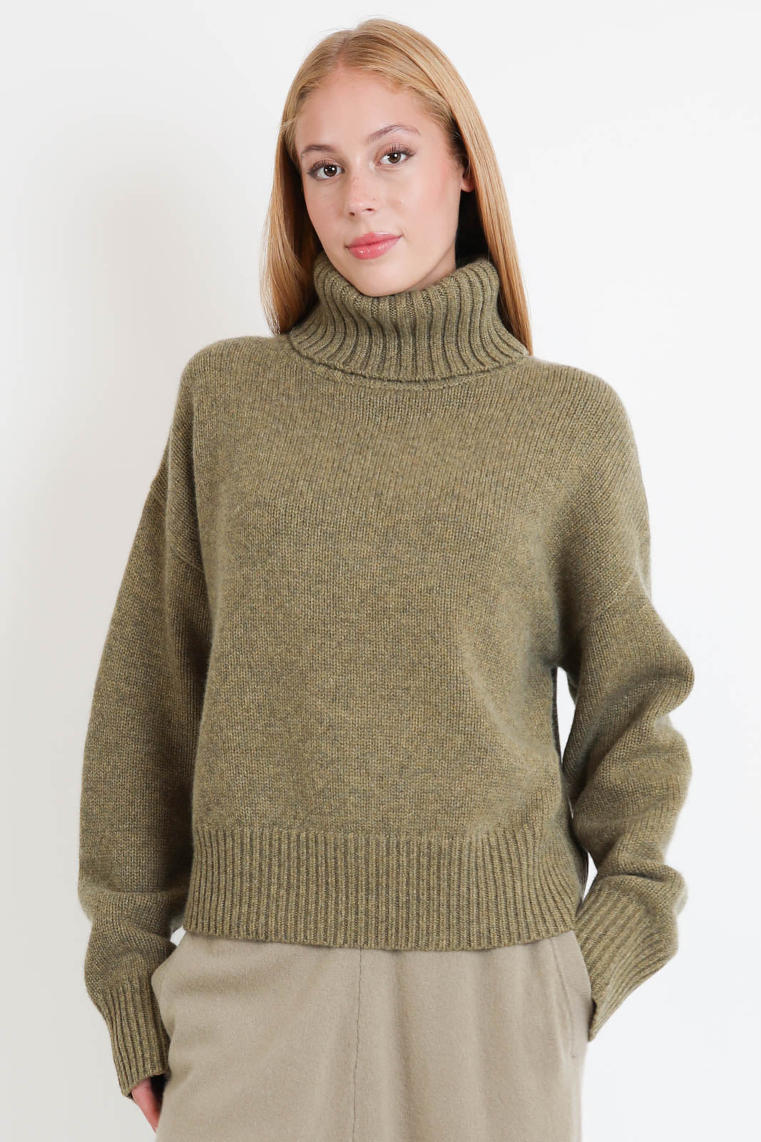 Extreme Cashmere, Pullover Crop Xtra in Hunter