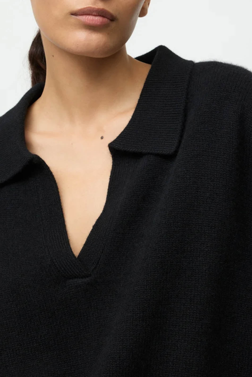 Soft Goat, Pullover Relaxed in Schwarz