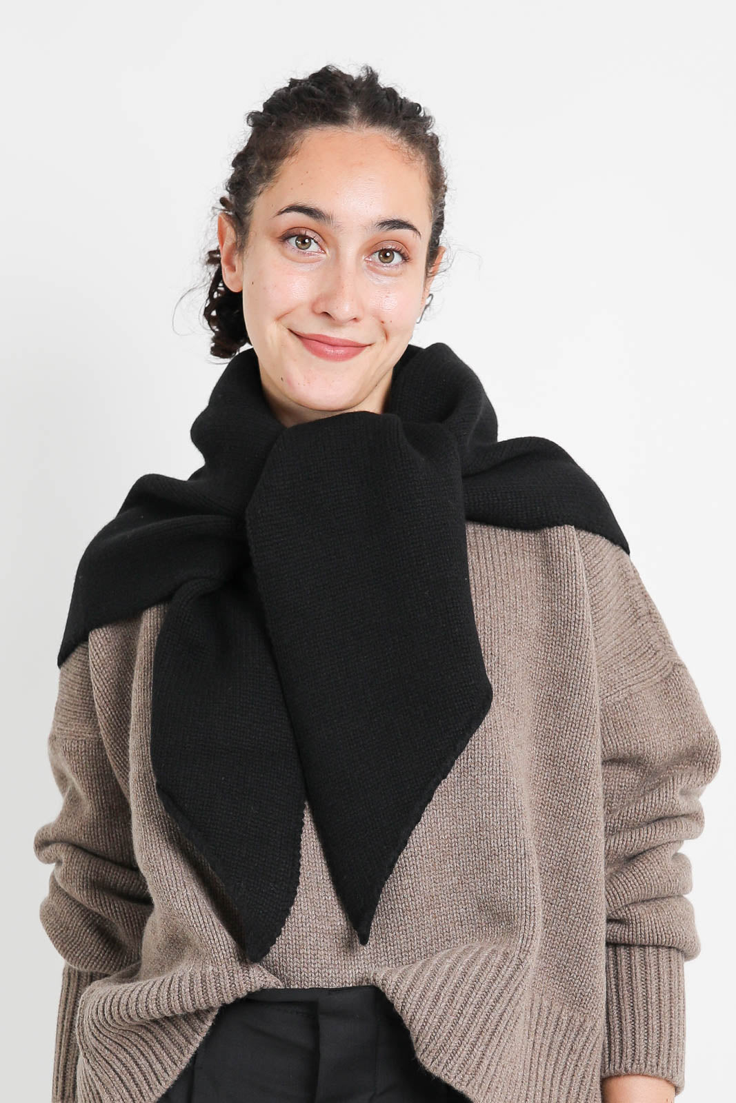 Nackiyé, Schal Queen's Guard in Schwarz