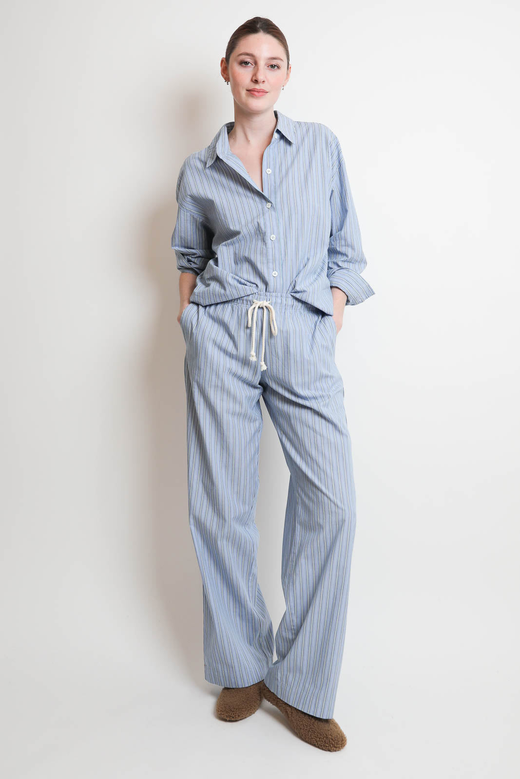 Xirena, Hose Brinna in Chambray Teal Stripe