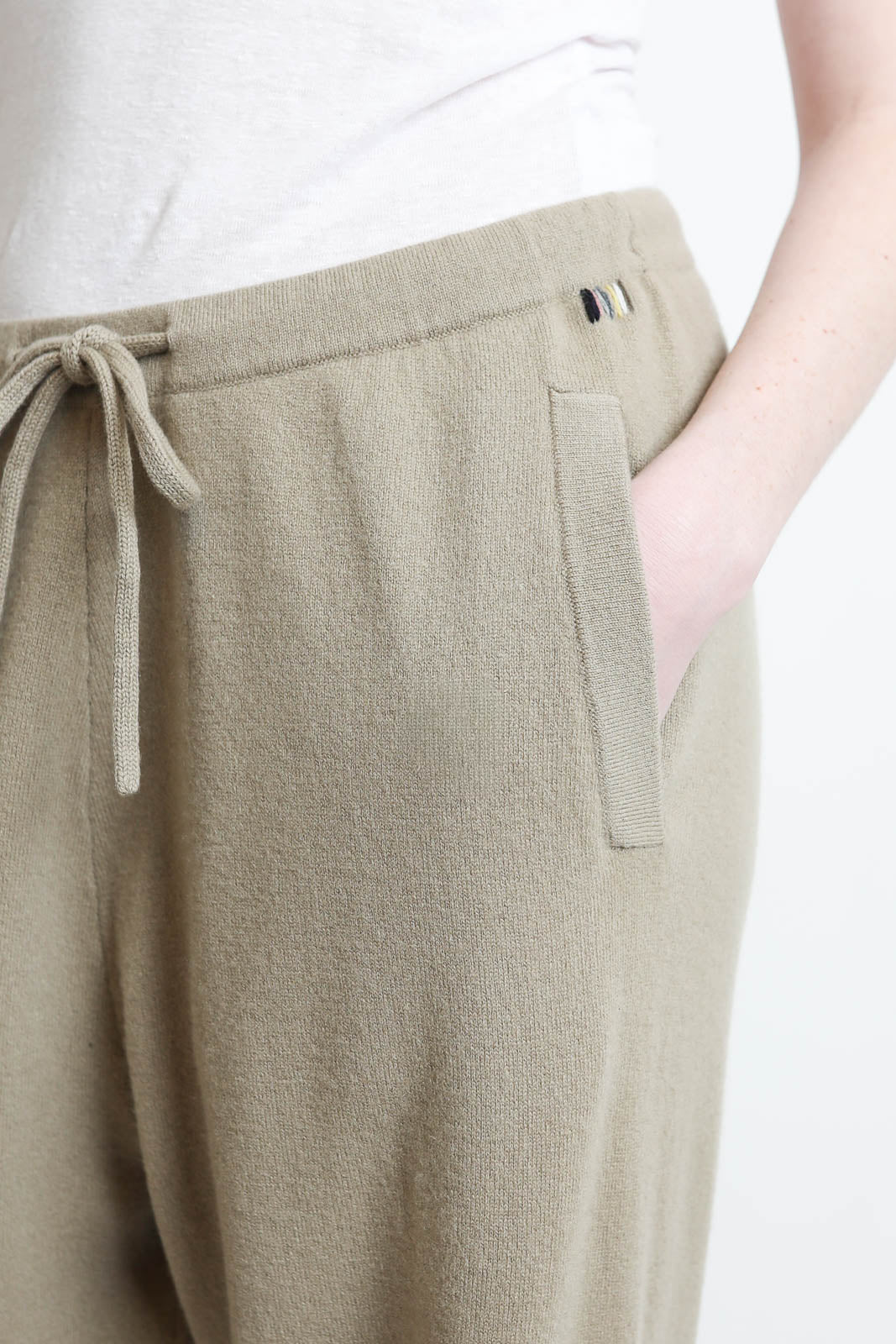 Extreme Cashmere, Hose Run in Dust