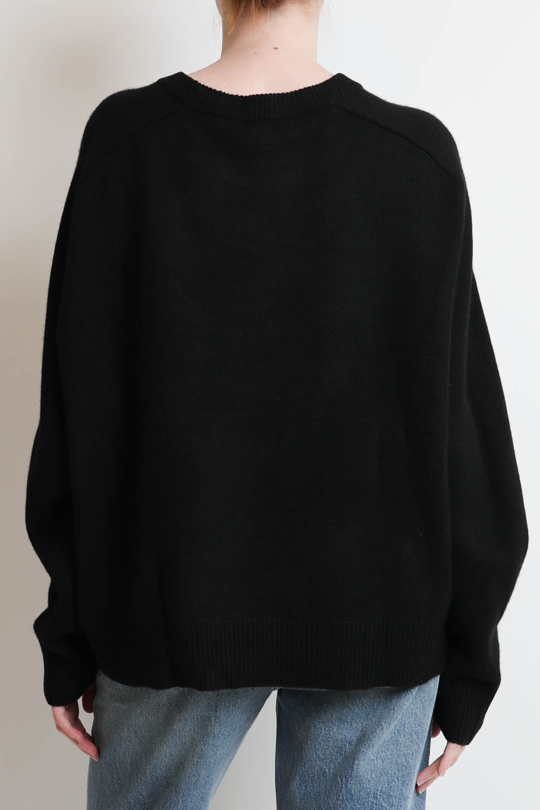 Soft Goat, Pullover Boyfriend Crewneck in Schwarz