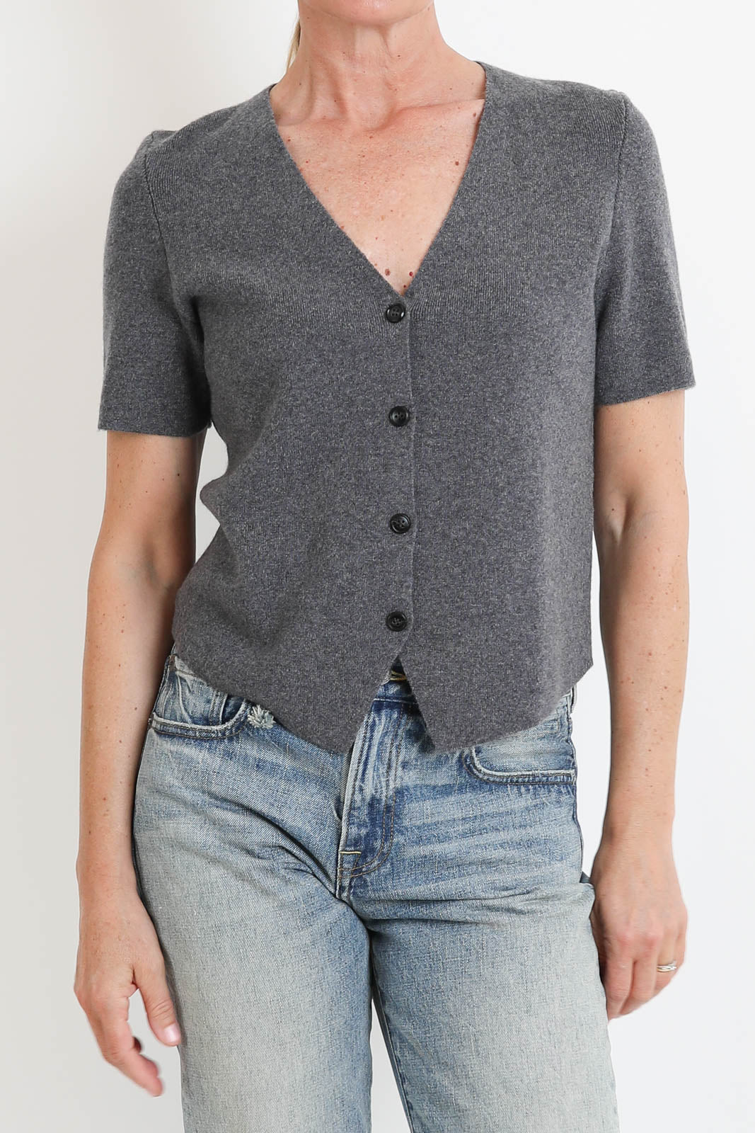 Lisa Yang, Cardigan Helly in Graphite