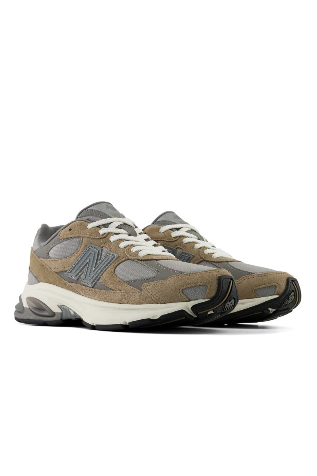 New Balance, Sneakers 2010 in Mushroom/Harbor Grey
