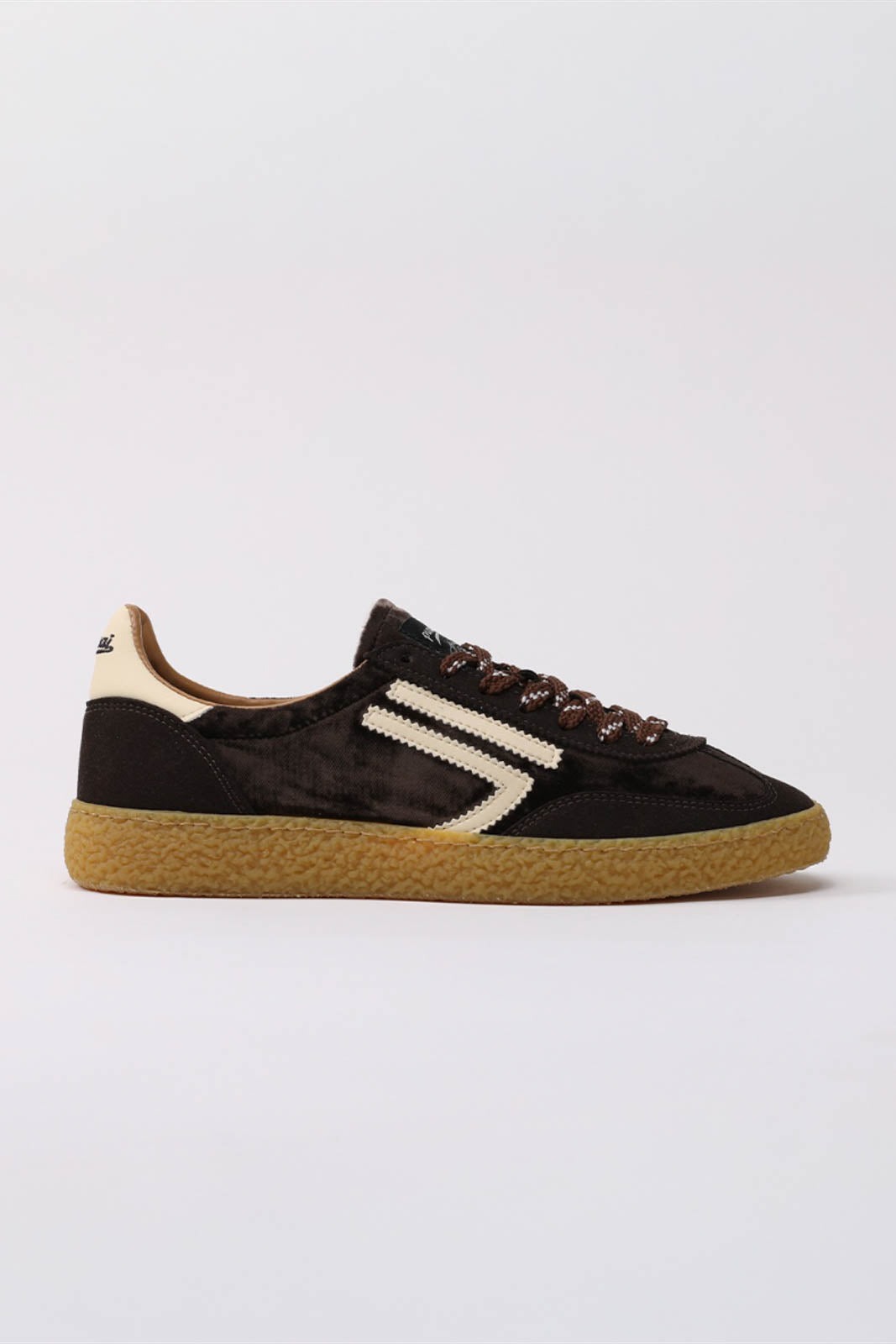 Puraai, Sneakers XS in Tiramisu