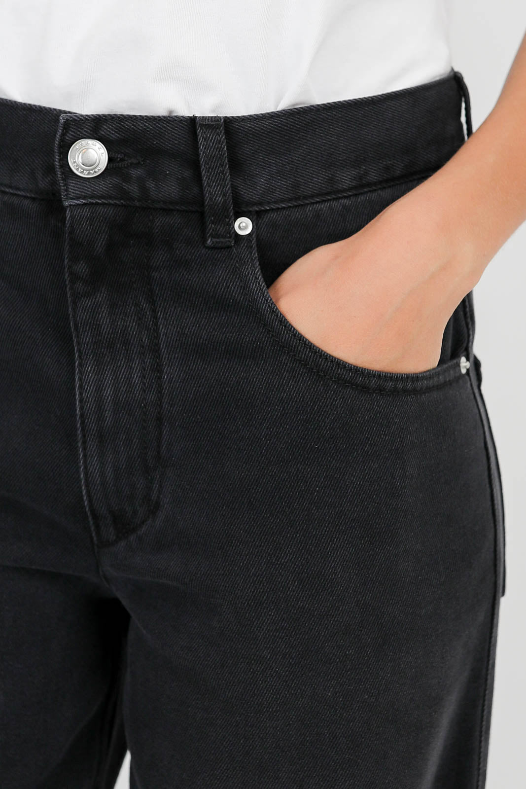 Jeans Jenny in Faded Black