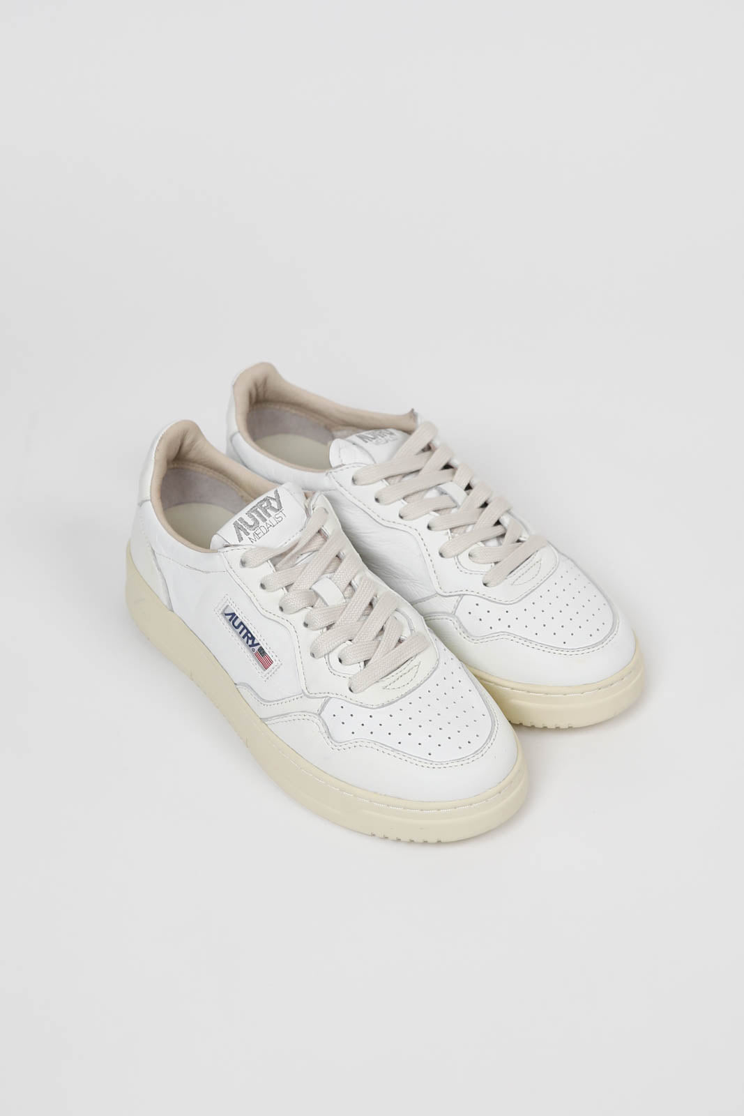 Sneakers Medalist Low White/White Goat