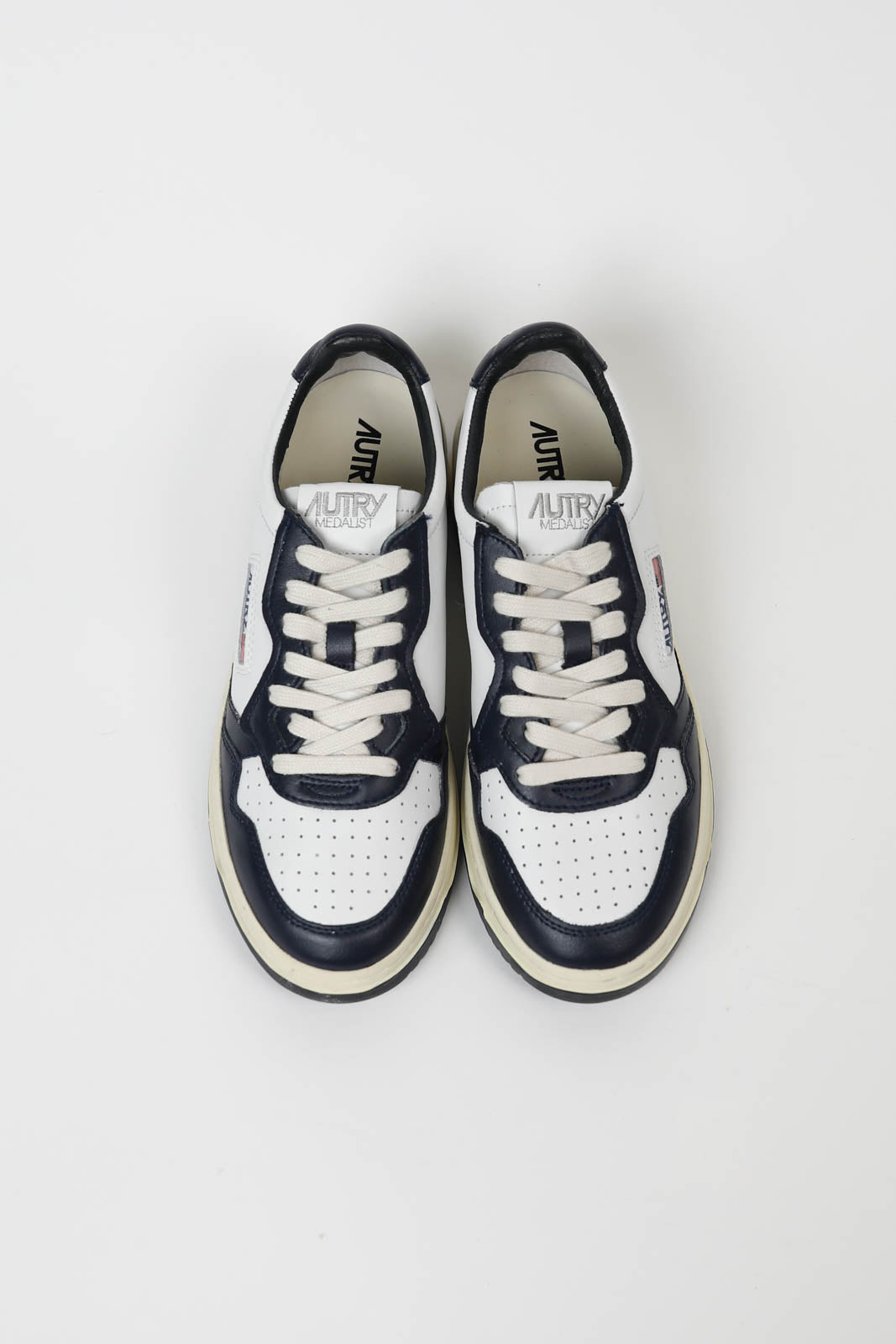 Sneakers Medalist Low Bicolor in Navy