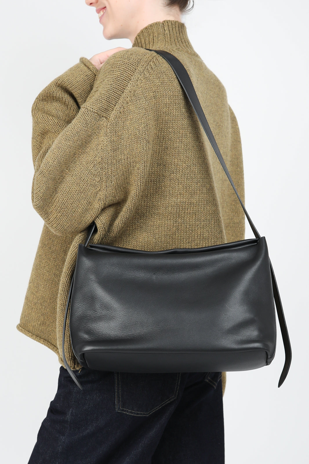 Tasche Dee in Schwarz