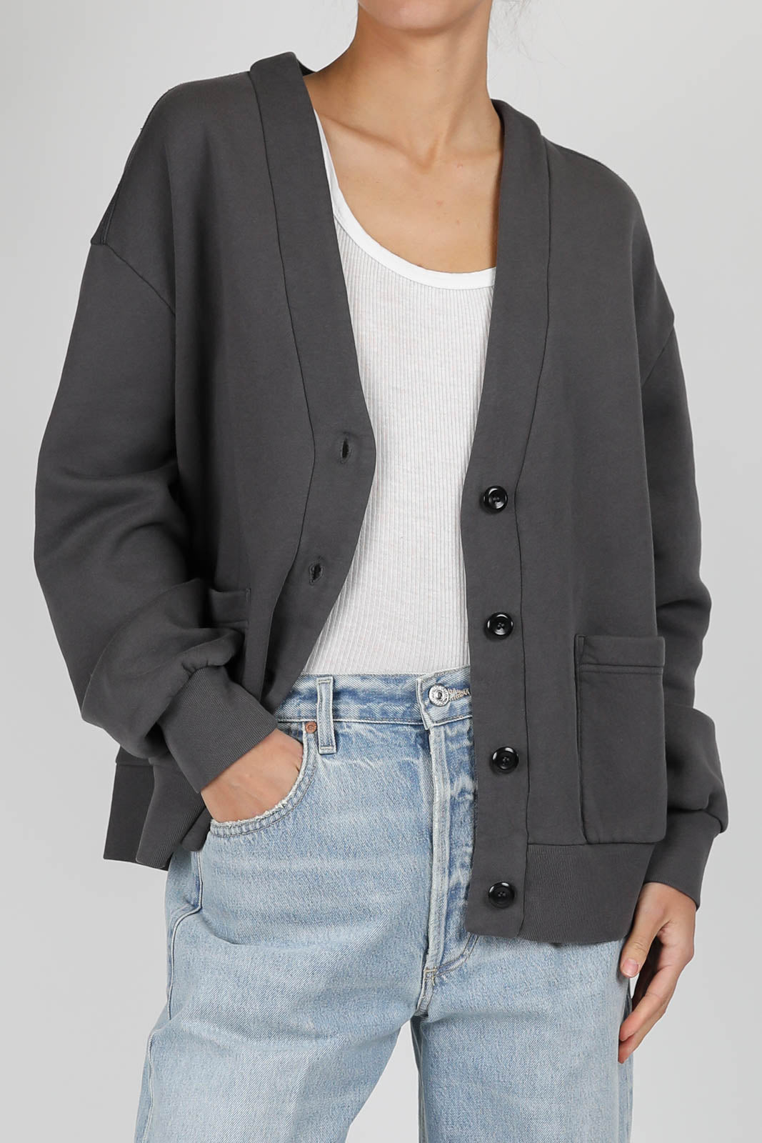 Cardigan Benny in Vintage Black