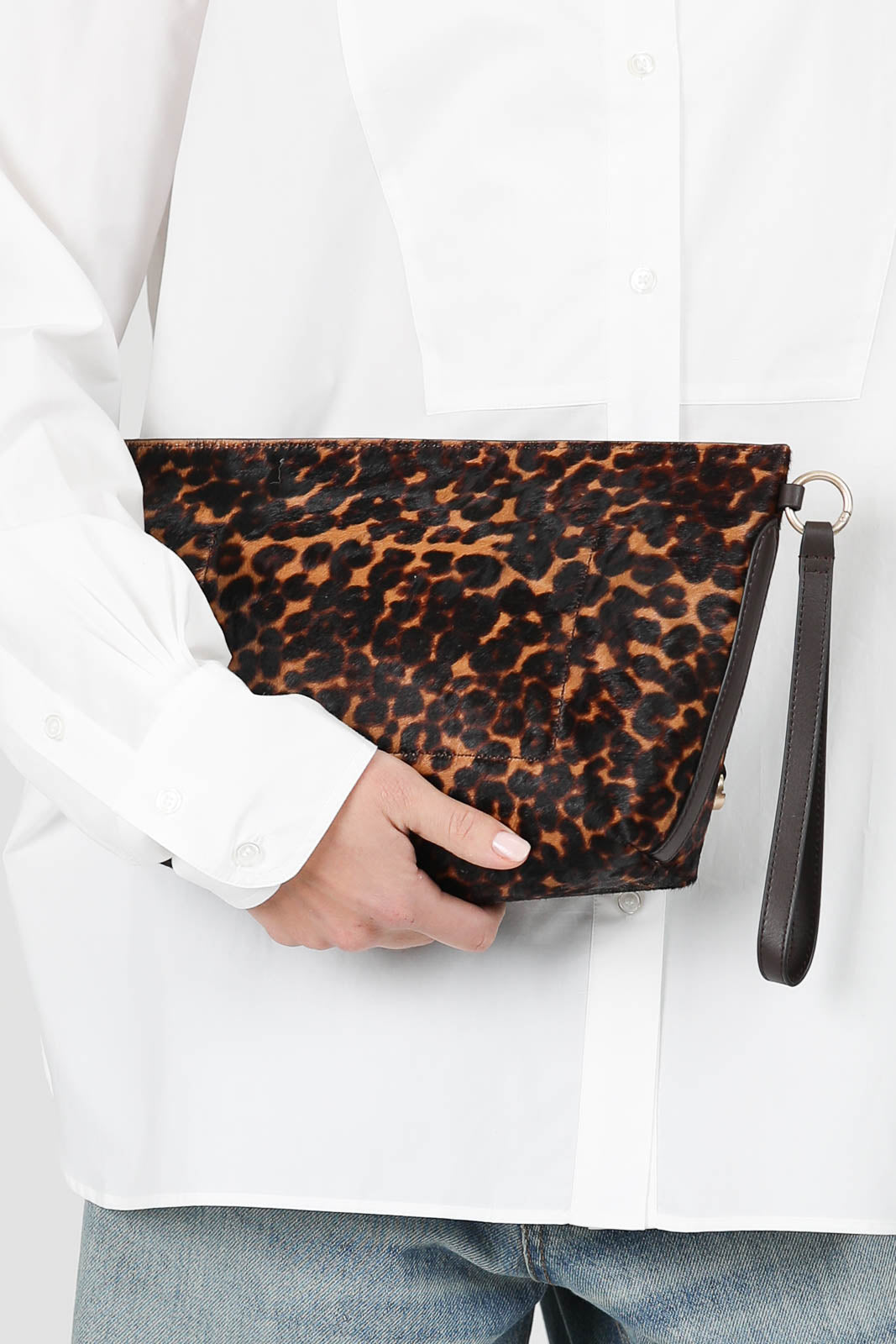 Tasche Zipped Clutch in Fauve