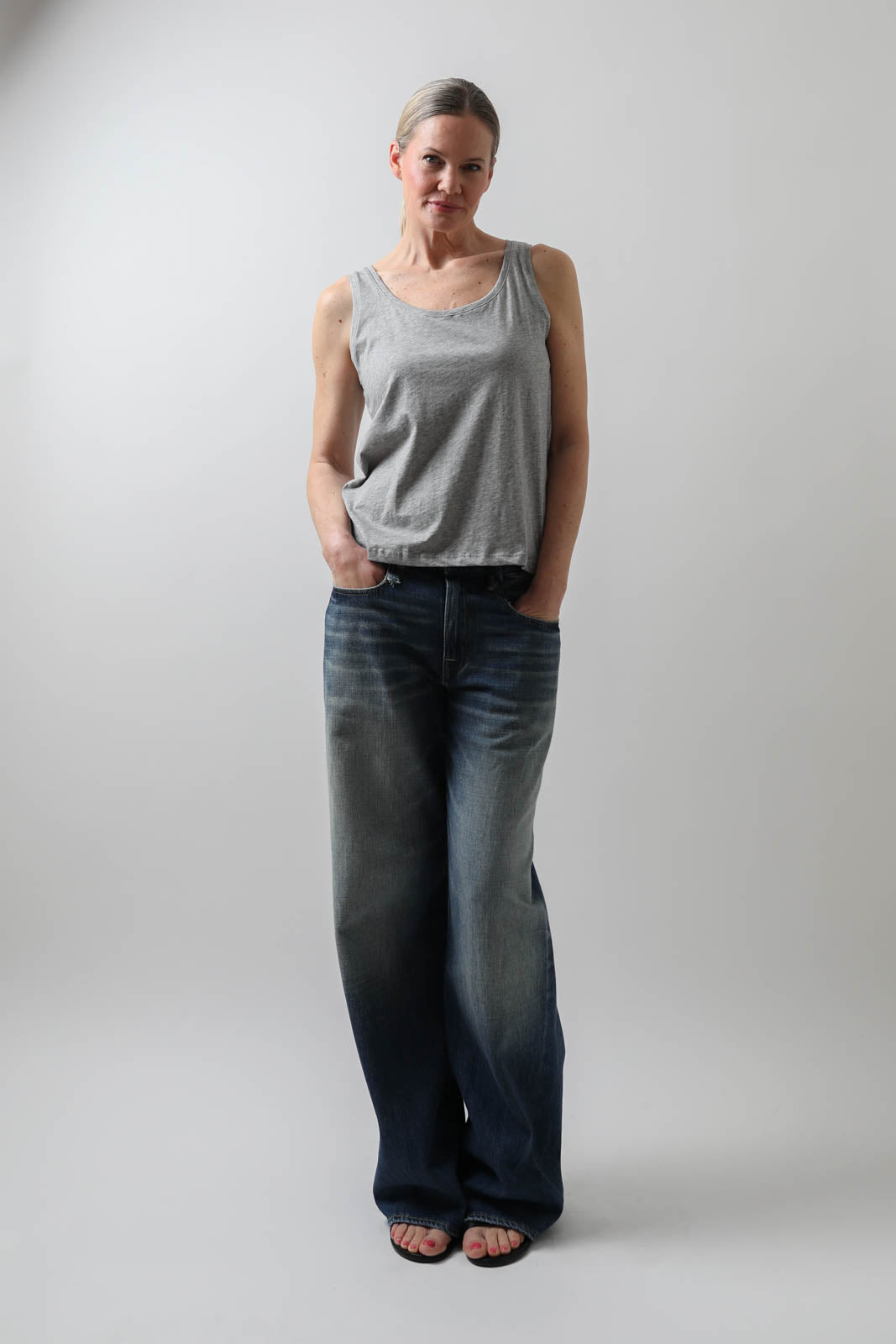 Vestibule Garderobe, Tank Top aus Baumwolle in Grau