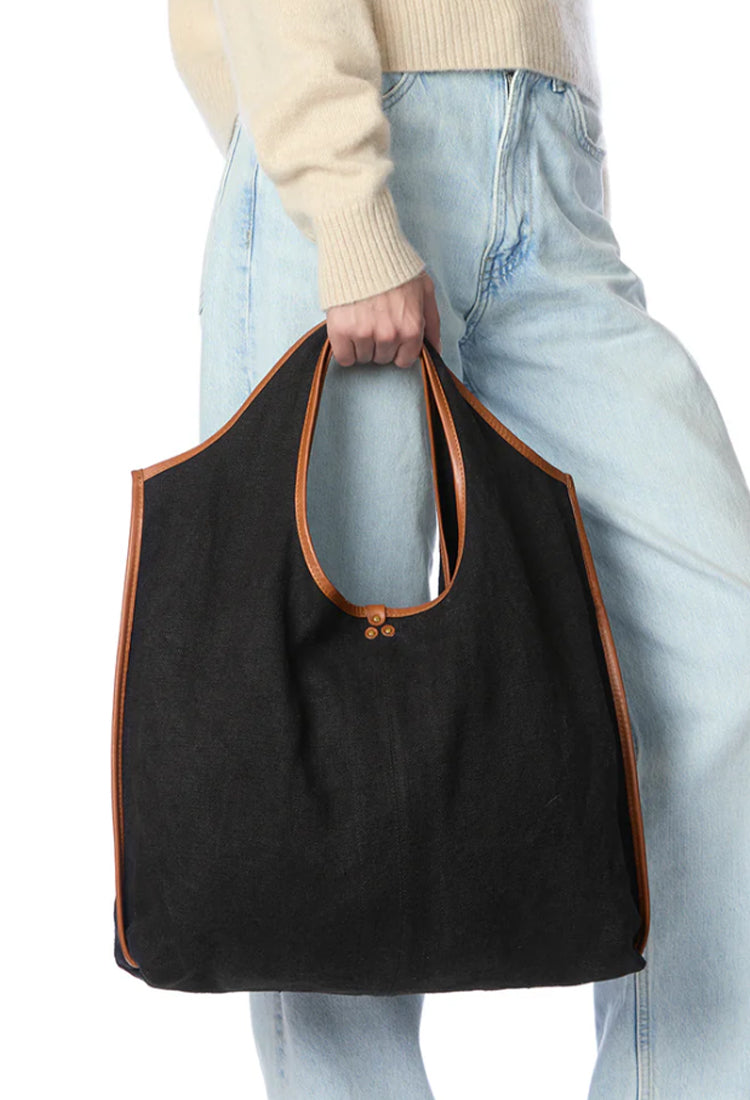 Paco Bag made of linen in black