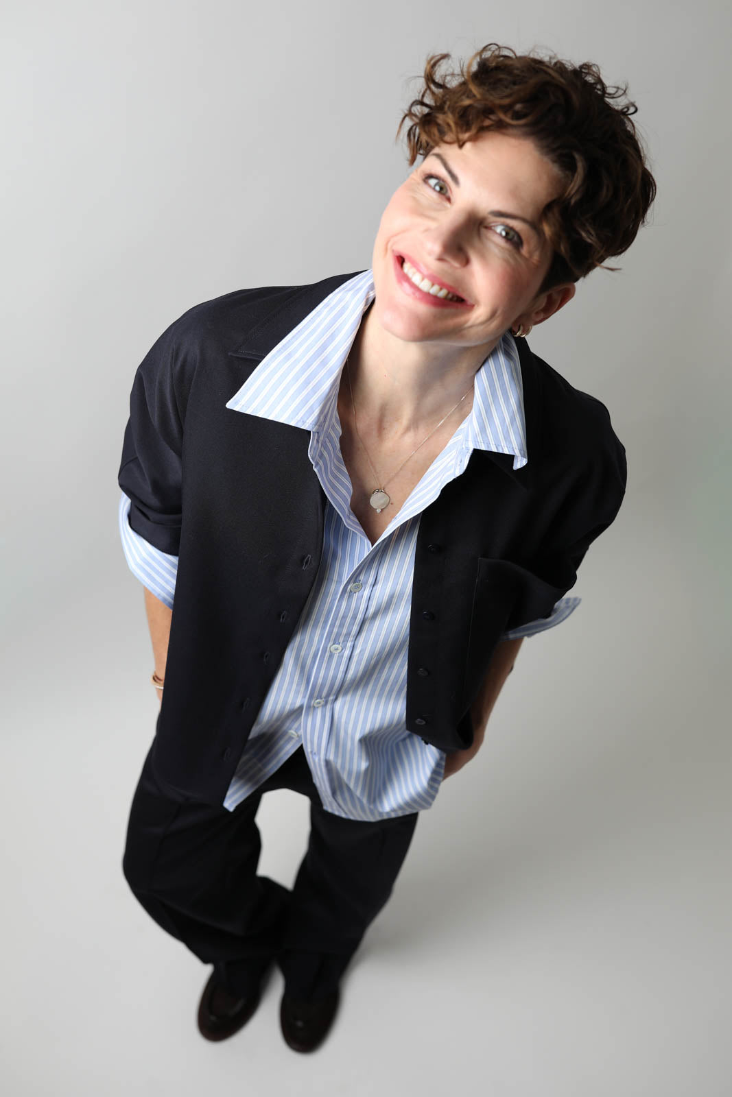 Vestibule Garderobe, Essential pants in navy