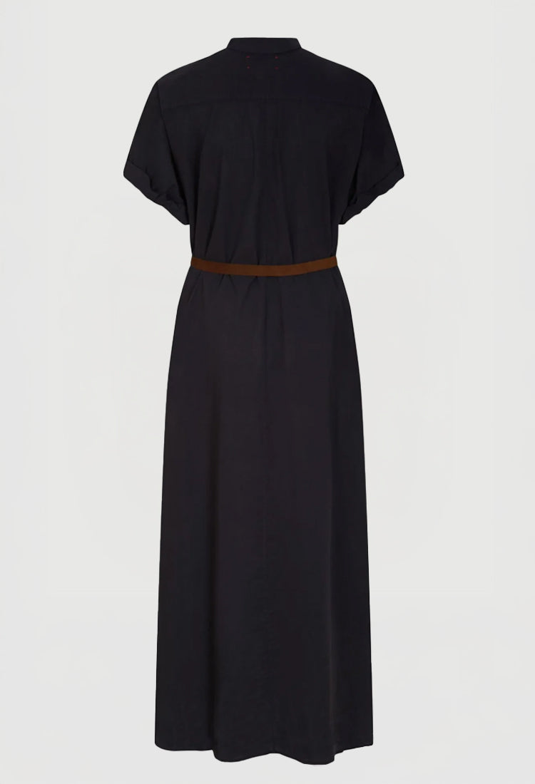 Linnet dress in black
