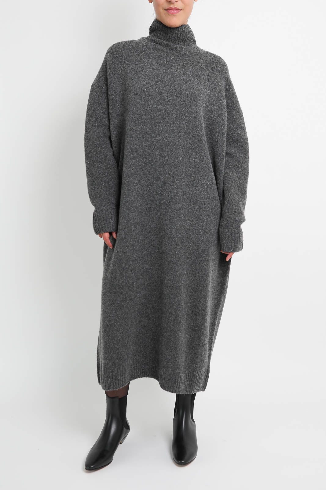 Zenggi, Cocoon dress in Charcoal