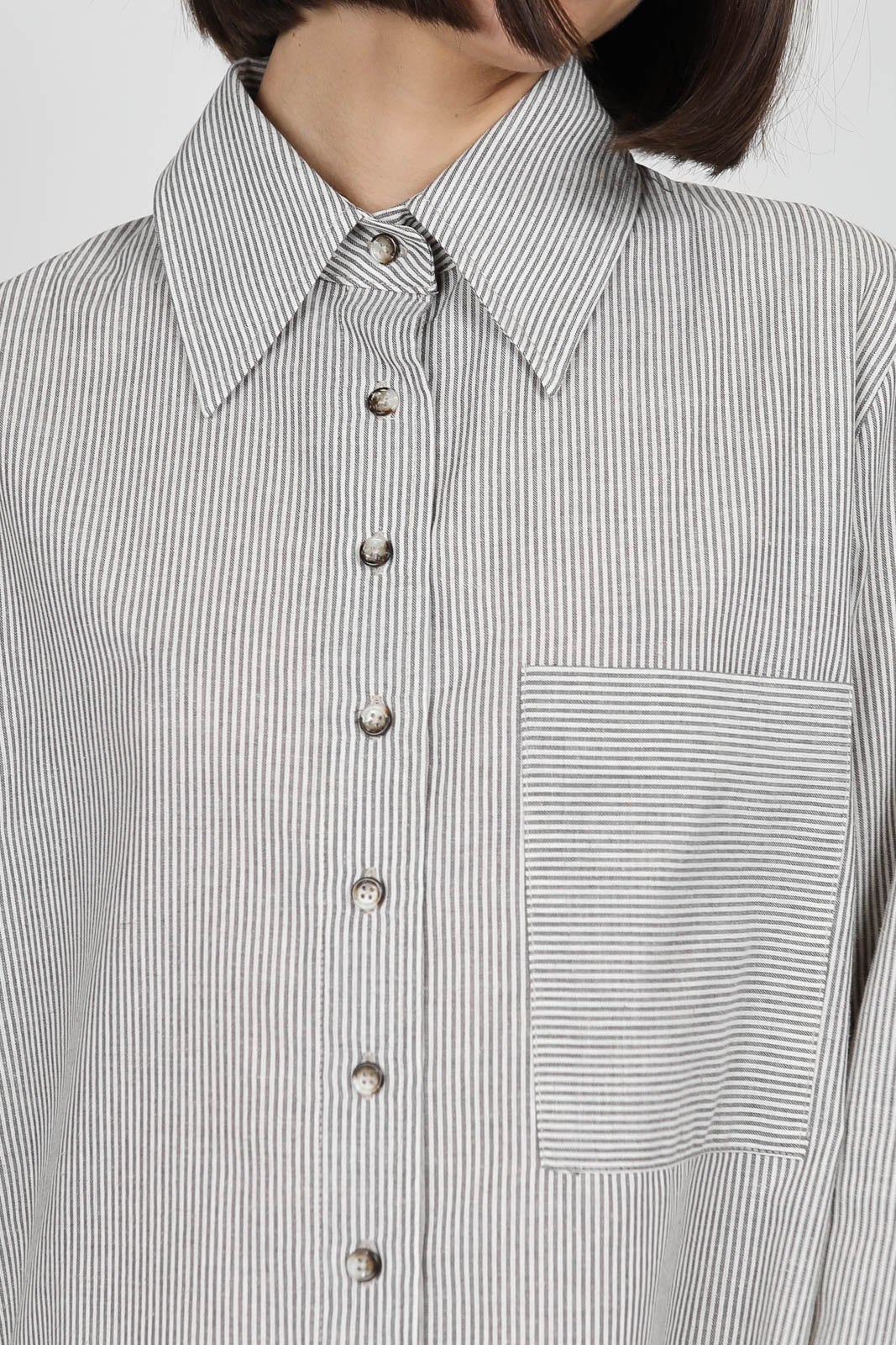 Kevin blouse in coffee