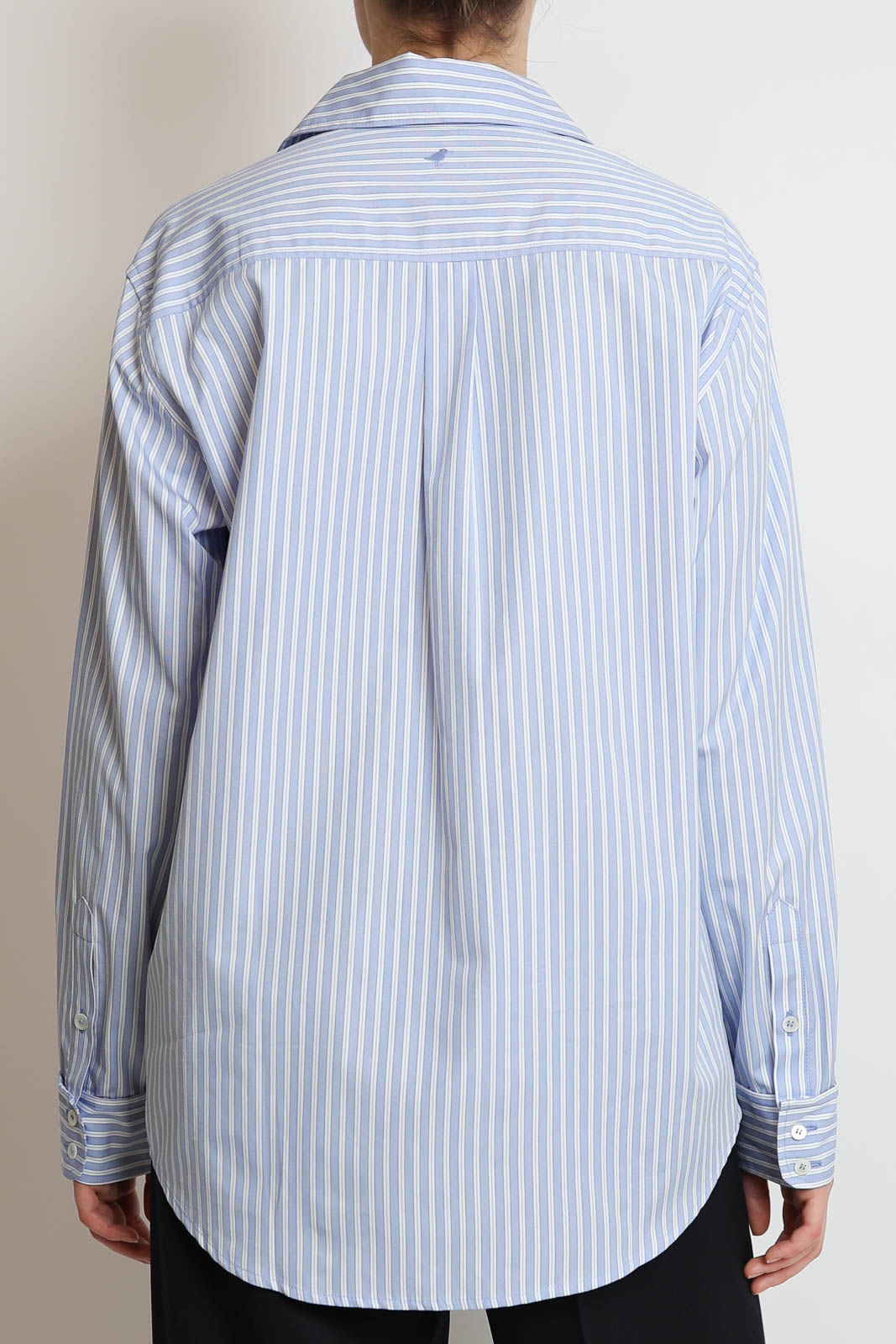 Vestibule Garderobe, Classic blouse in blue