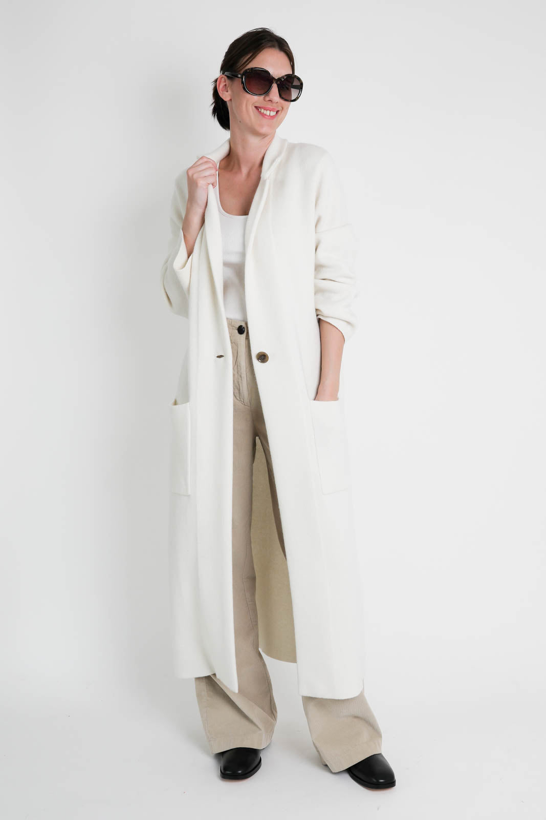 Lisa Yang, coat Amie in Cream