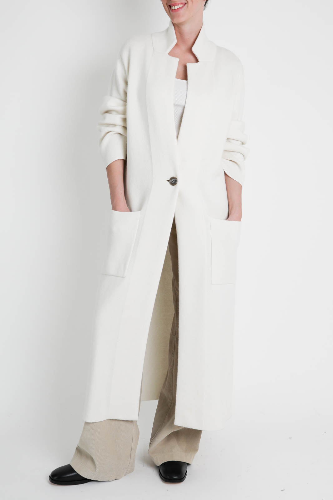 Lisa Yang, coat Amie in Cream