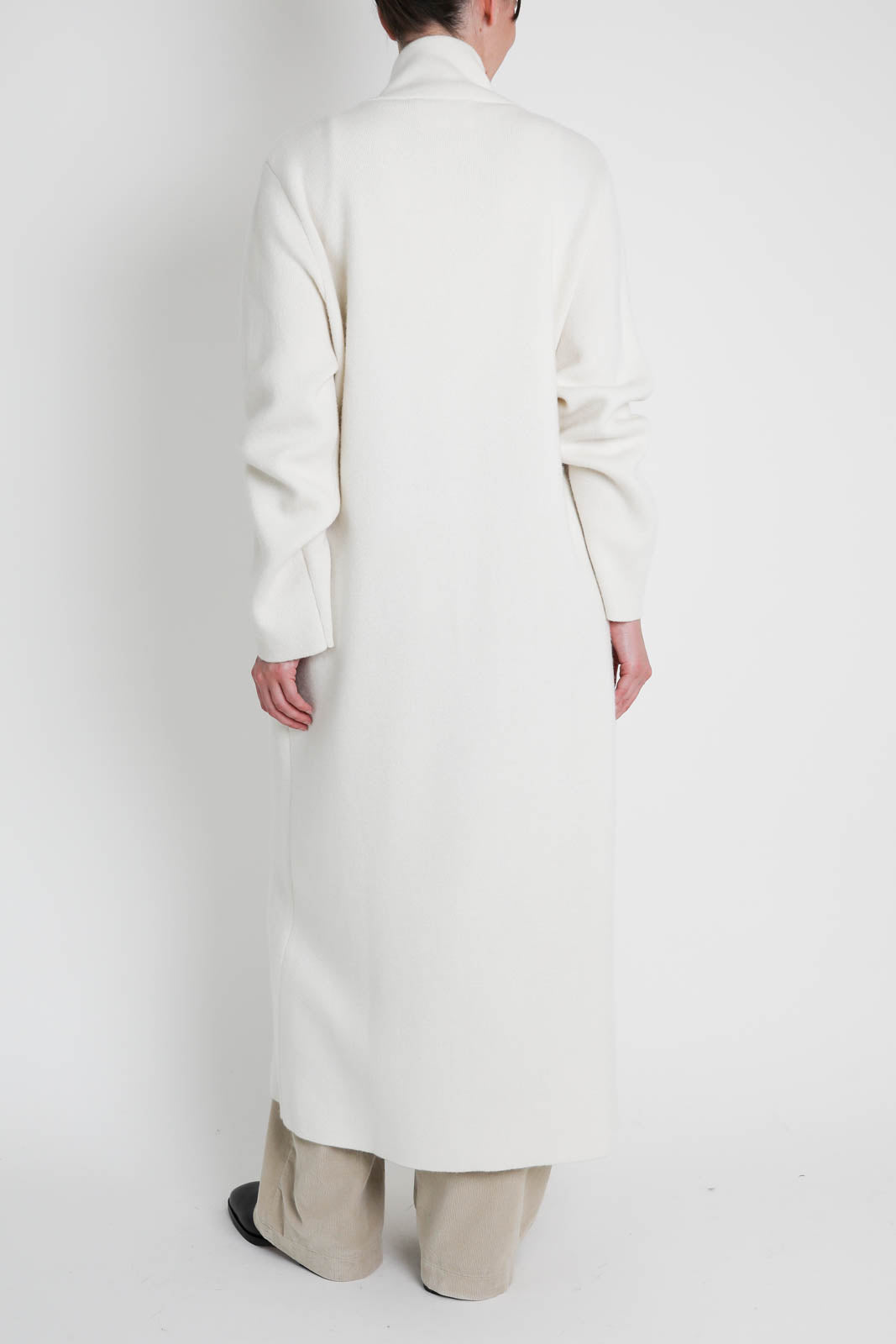 Lisa Yang, coat Amie in Cream