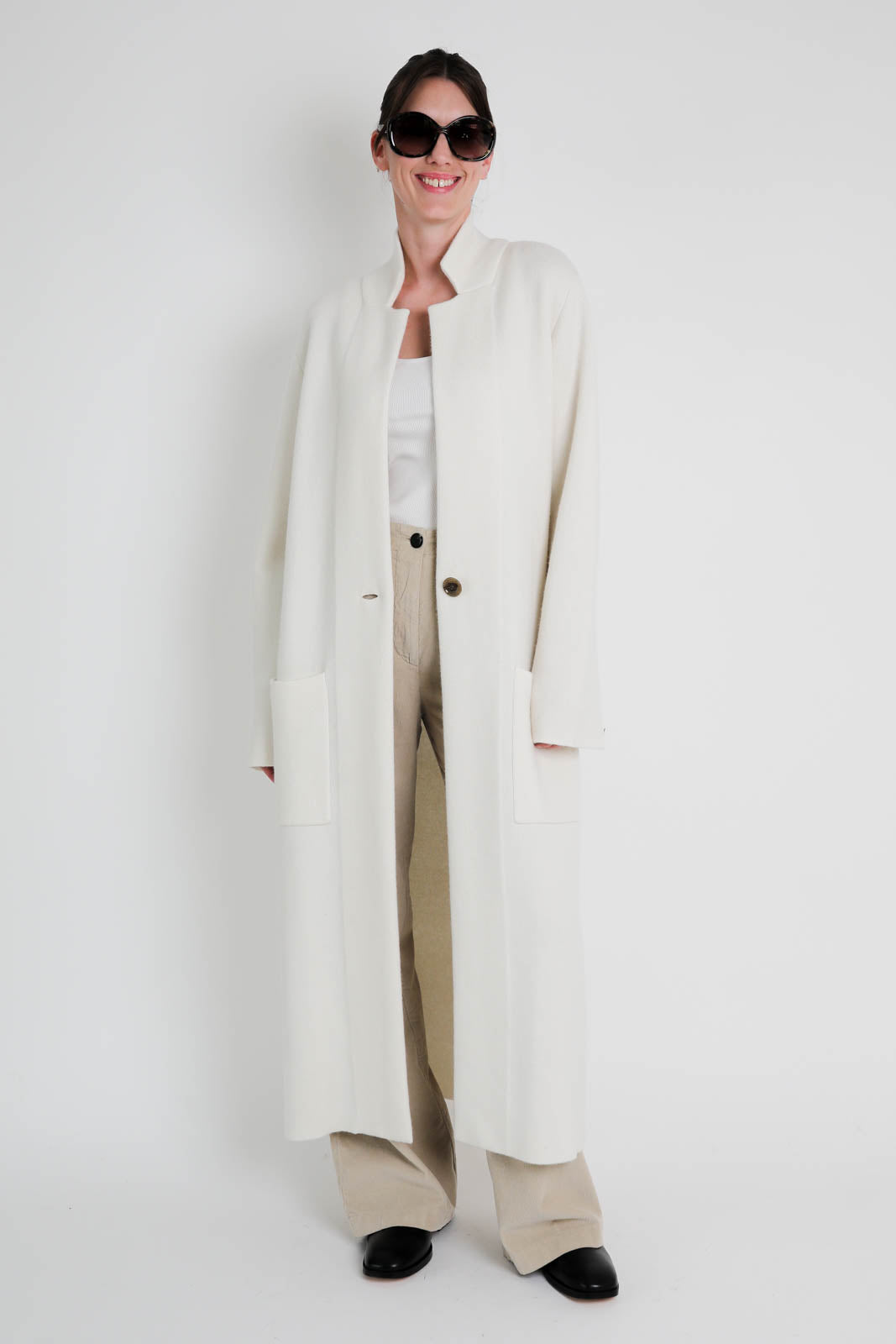 Lisa Yang, coat Amie in Cream