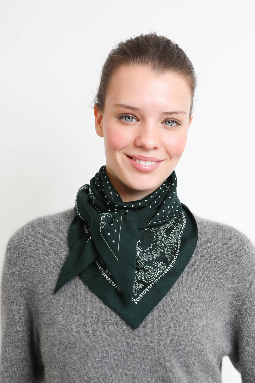 Vestibule, Parisian scarf in Foret